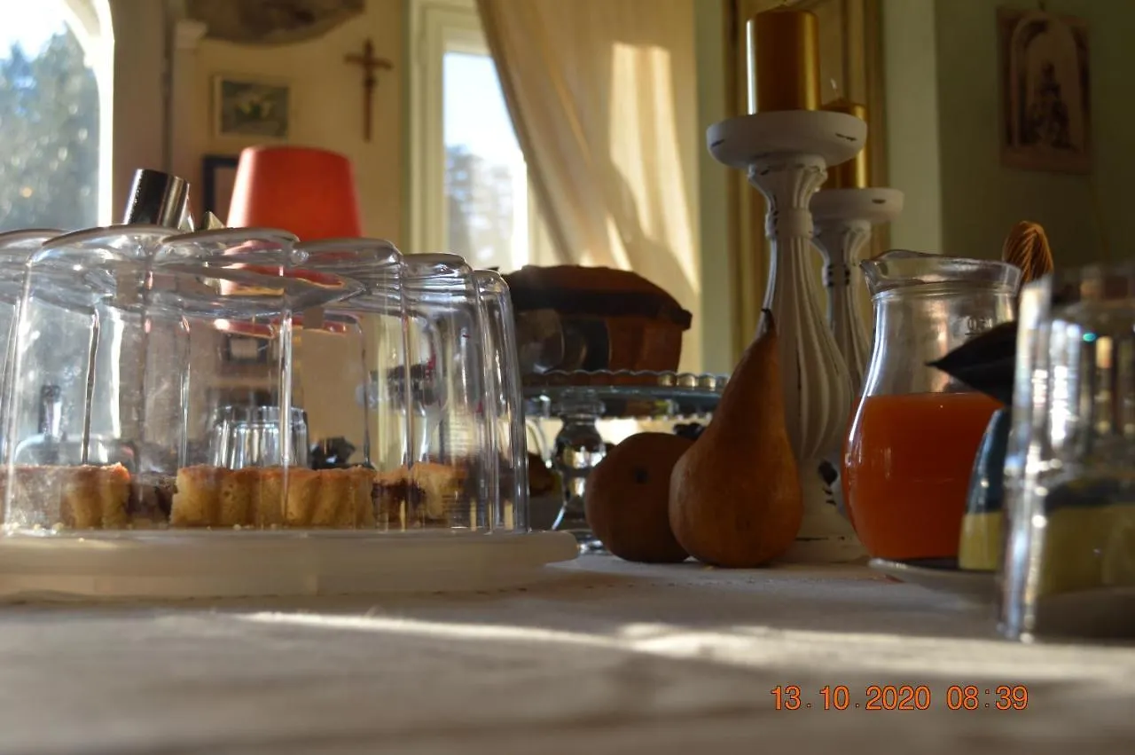 Villa Dacia Guiglia Bed & Breakfast