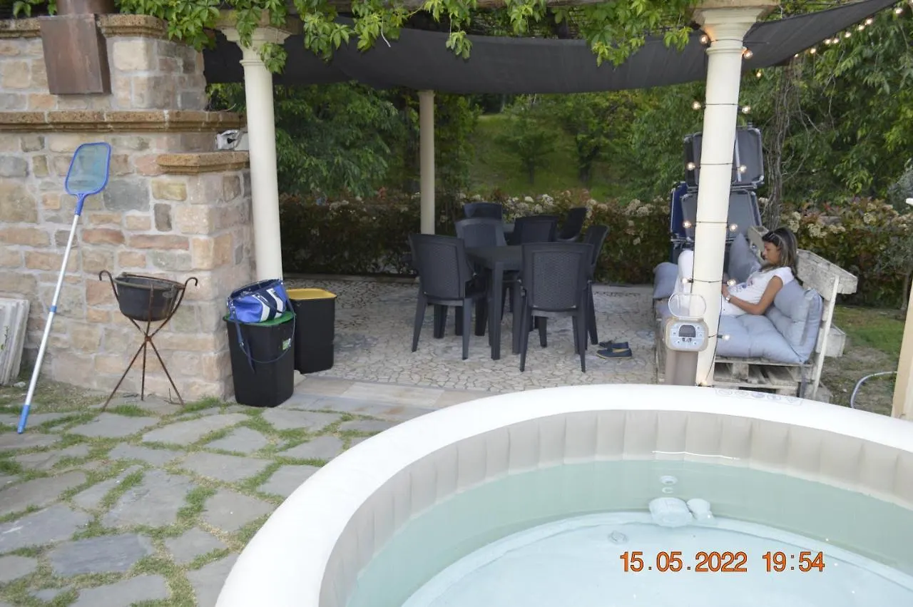 Villa Dacia Guiglia Bed & Breakfast