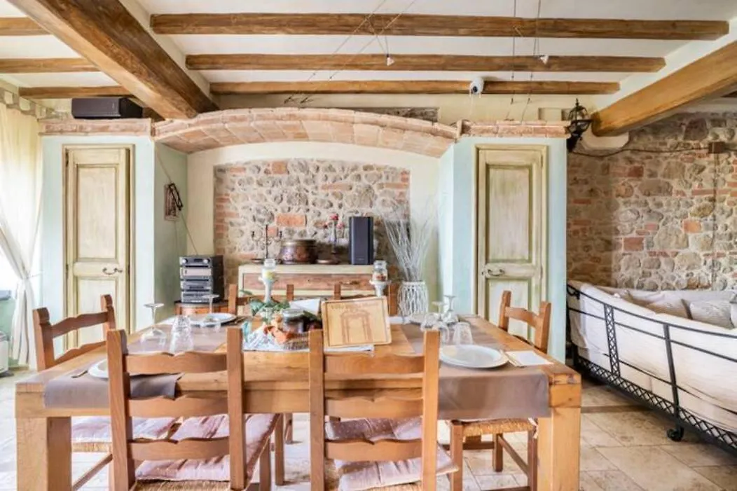 Villa Dacia Guiglia Bed & Breakfast